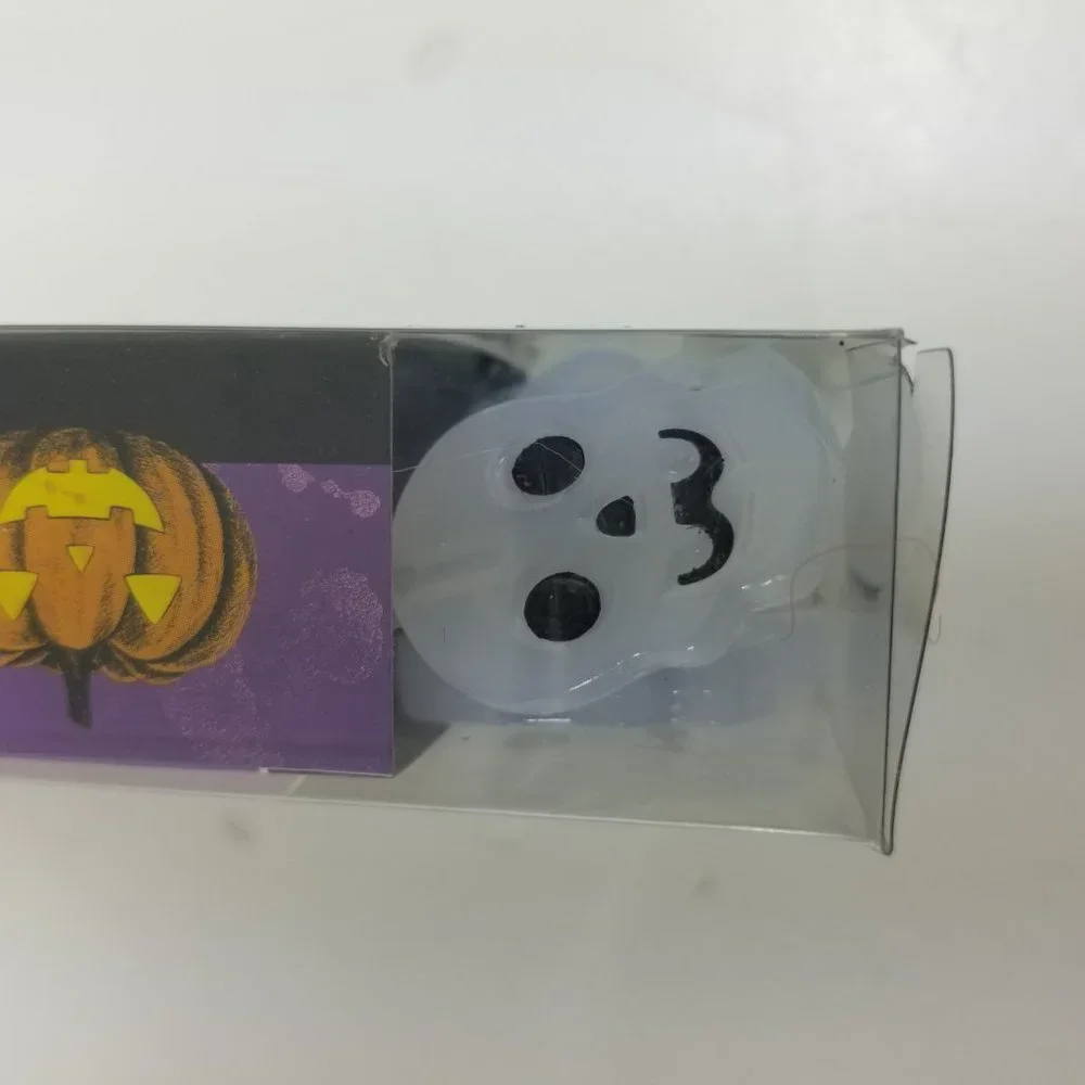 Halloween Skull light for indoor use requires 2 AA batteries